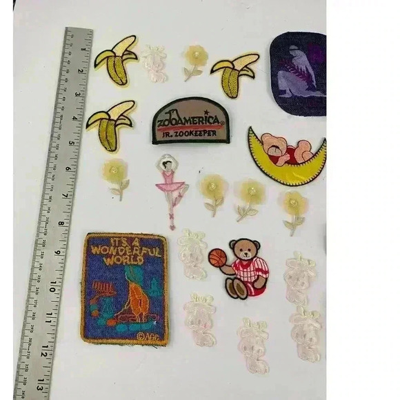 30 PC Assorted Sewing Applique Patches Iron on Sew On NEW Mixed Vintage - Picture 6 of 10